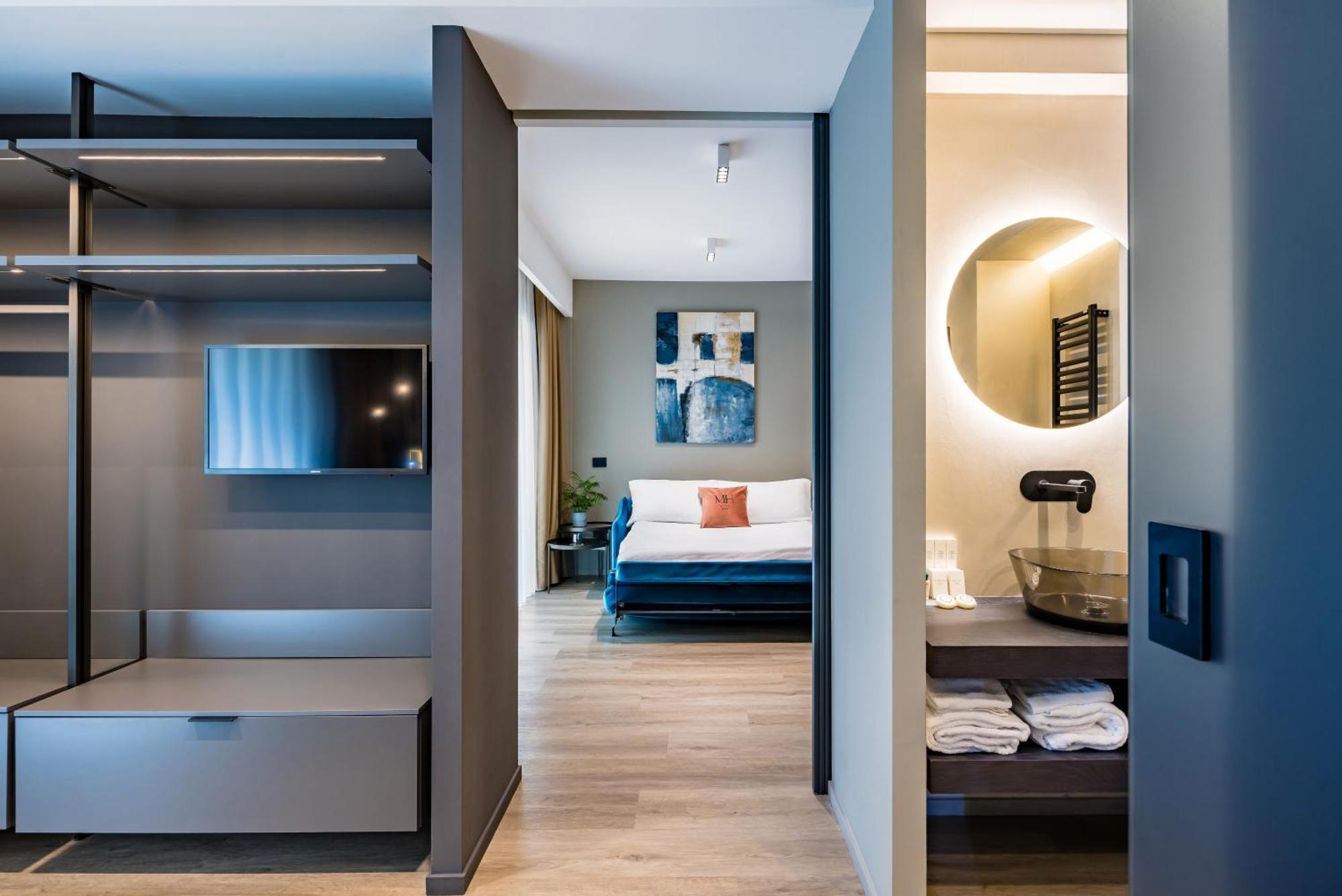 Mh Suites Plebiscito Неаполь Экстерьер фото