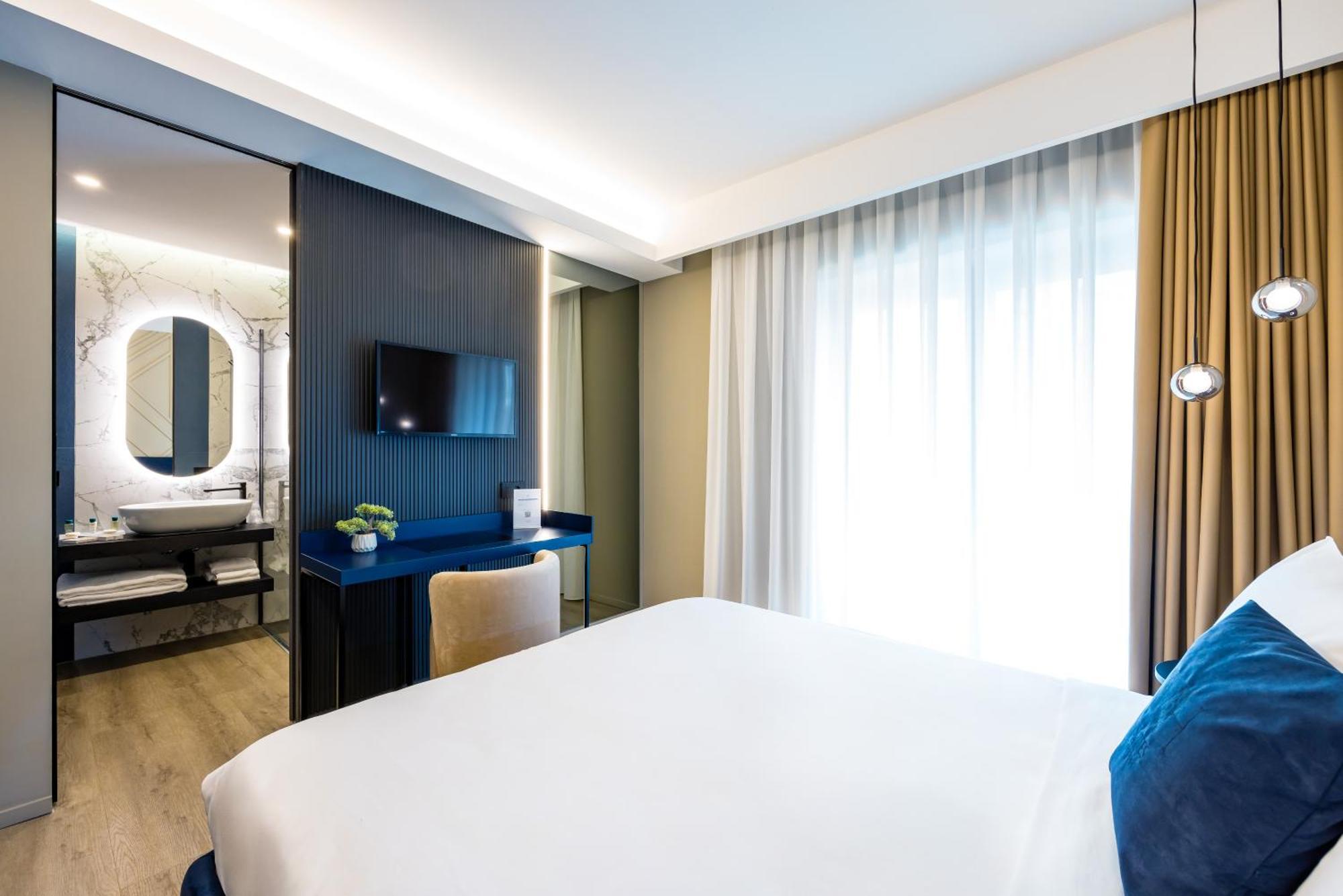 Mh Suites Plebiscito Неаполь Экстерьер фото