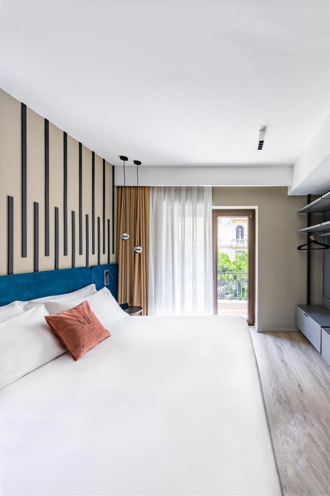 Mh Suites Plebiscito Неаполь Экстерьер фото